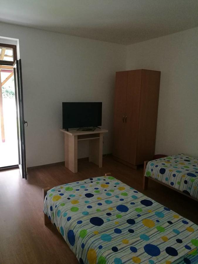 Apartmani Gmitrovic 르탄 외부 사진